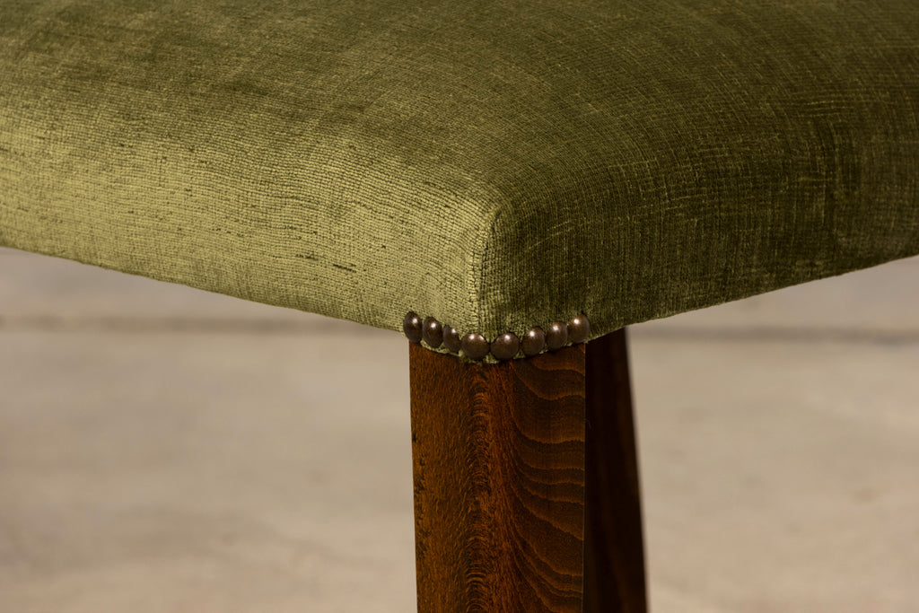 Set of 6 French Art Deco Walnut Dining Chairs in Olive Green Velvet, 1930s