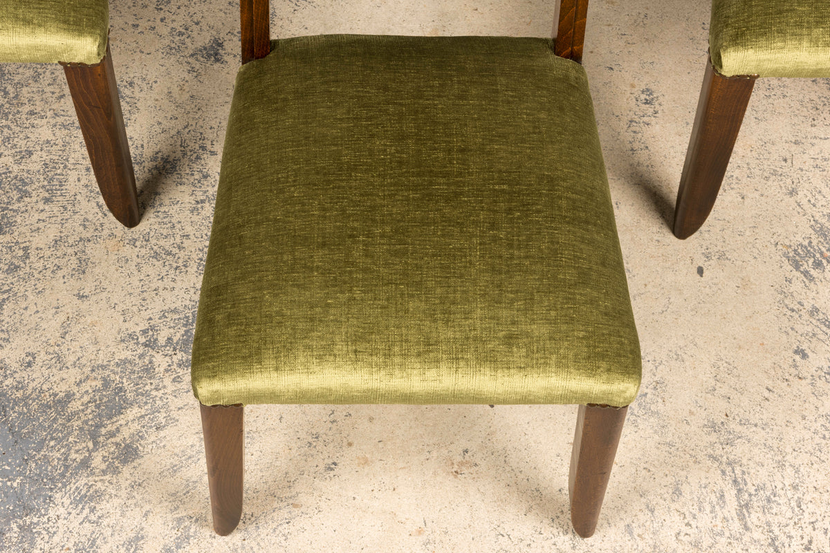 Set of 6 French Art Deco Walnut Dining Chairs in Olive Green Velvet, 1930s