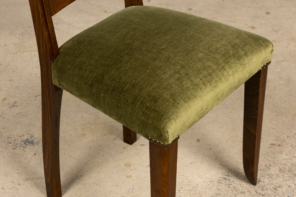 Set of 6 French Art Deco Walnut Dining Chairs in Olive Green Velvet, 1930s