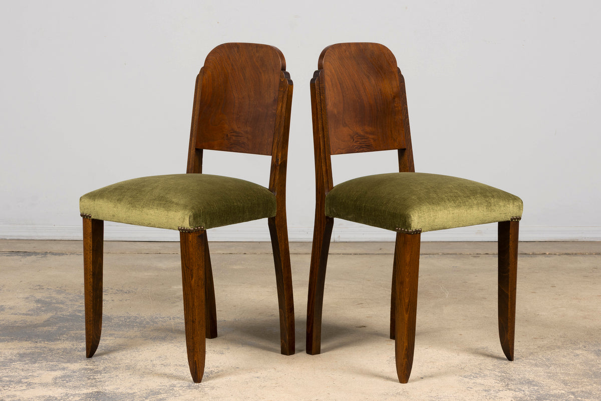 Set of 6 French Art Deco Walnut Dining Chairs in Olive Green Velvet, 1930s