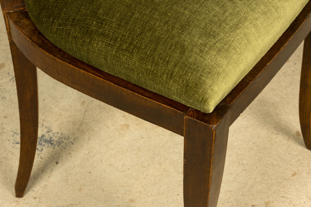 Set of 8 1930s French Art Deco Maple Dining Chairs in Olive Green Velvet