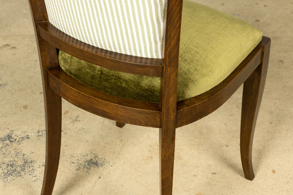 Set of 8 1930s French Art Deco Maple Dining Chairs in Olive Green Velvet