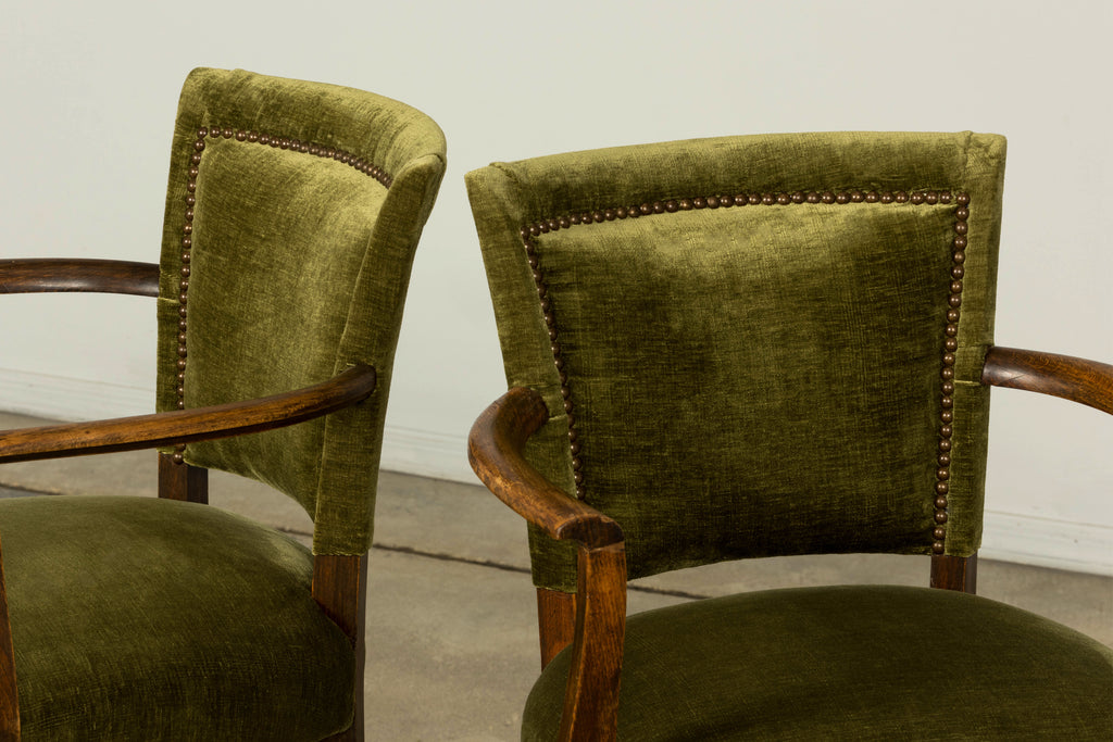 Set of 8 1930s French Art Deco Maple Dining Chairs in Olive Green Velvet