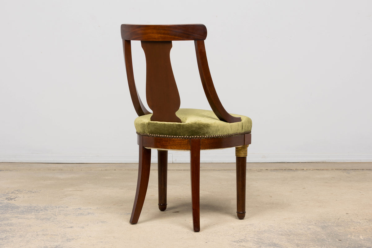 Set of 8 Early 19th Century French Empire Mahogany Gondola Dining Chairs