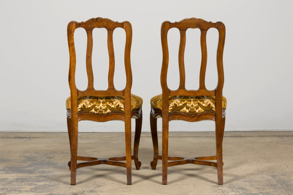 Set of 8 Early 20th Century French Louis XV Style Walnut Dining Chairs