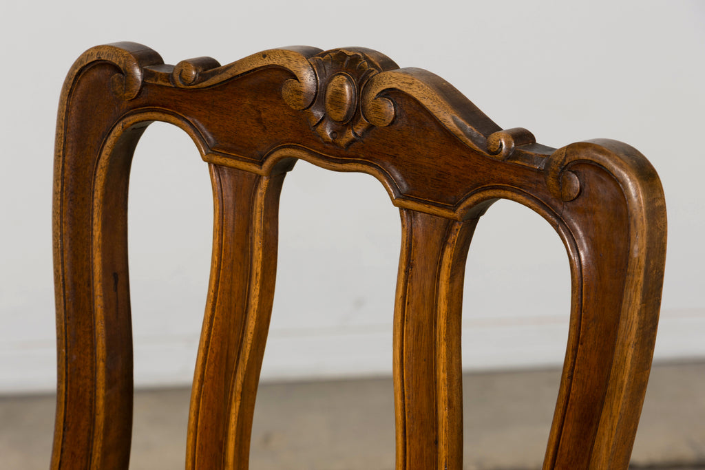 Set of 8 Early 20th Century French Louis XV Style Walnut Dining Chairs