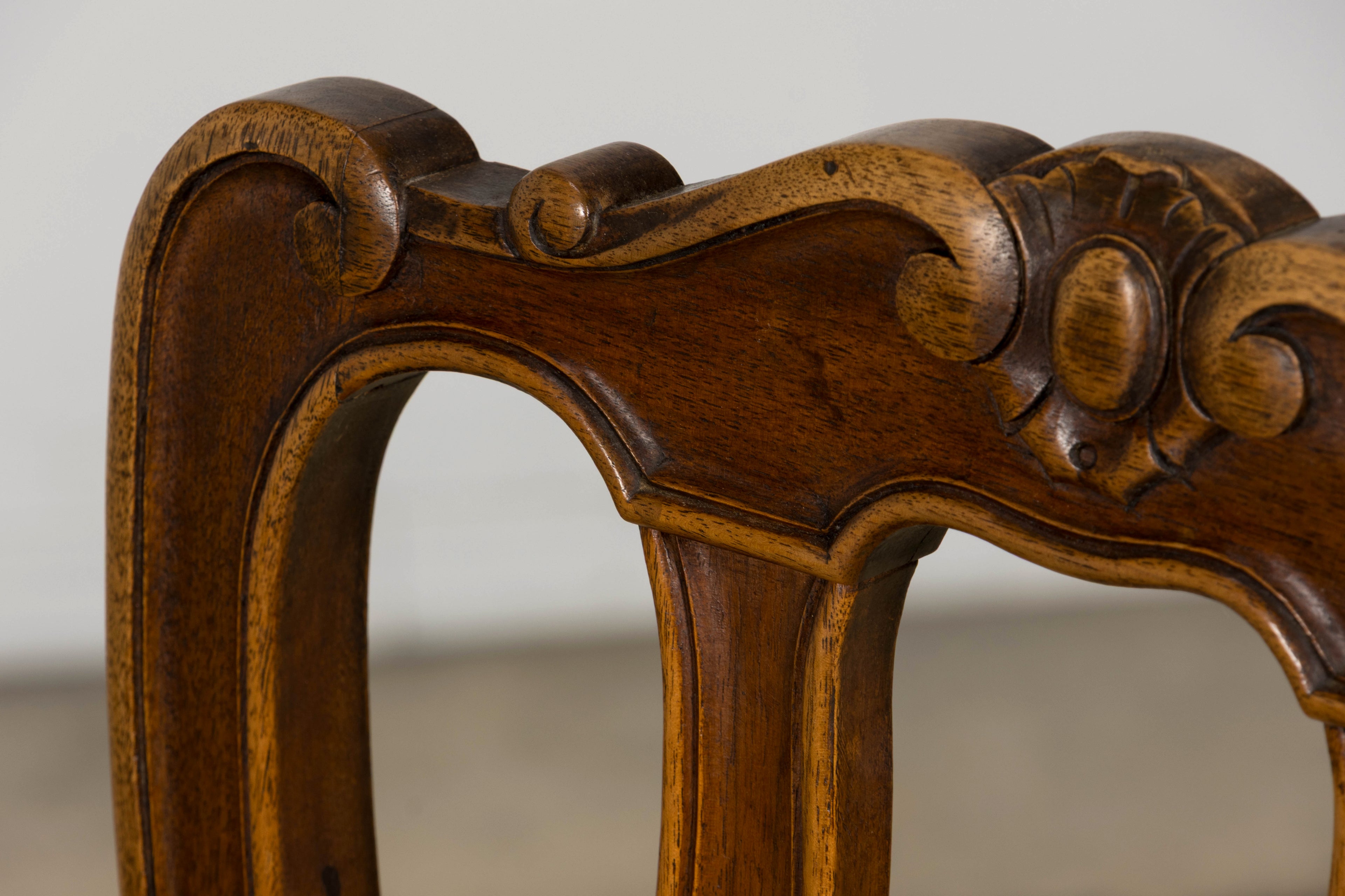 Set of 8 Early 20th Century French Louis XV Style Walnut Dining Chairs