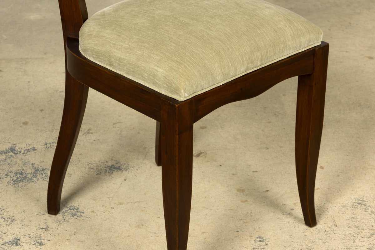 Set of 8 French Art Deco Walnut Dining Chairs in Sprout Green Velvet, 1930s