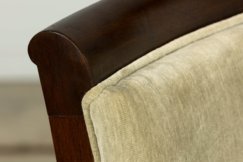 Set of 8 French Art Deco Walnut Dining Chairs in Sprout Green Velvet, 1930s