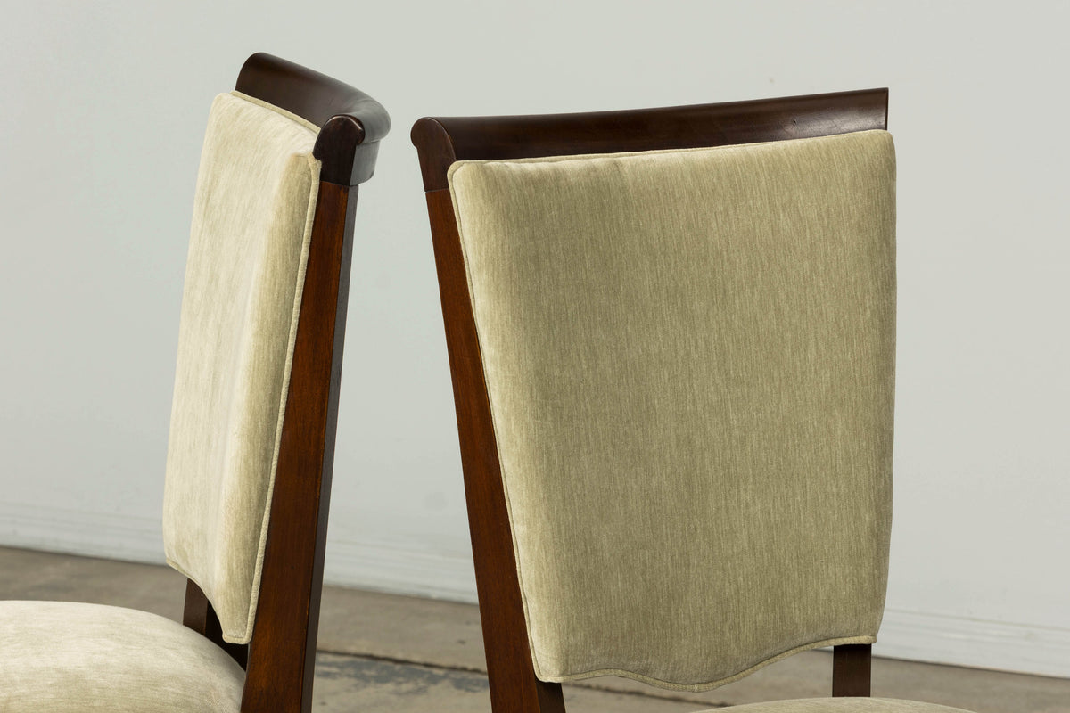 Set of 8 French Art Deco Walnut Dining Chairs in Sprout Green Velvet, 1930s