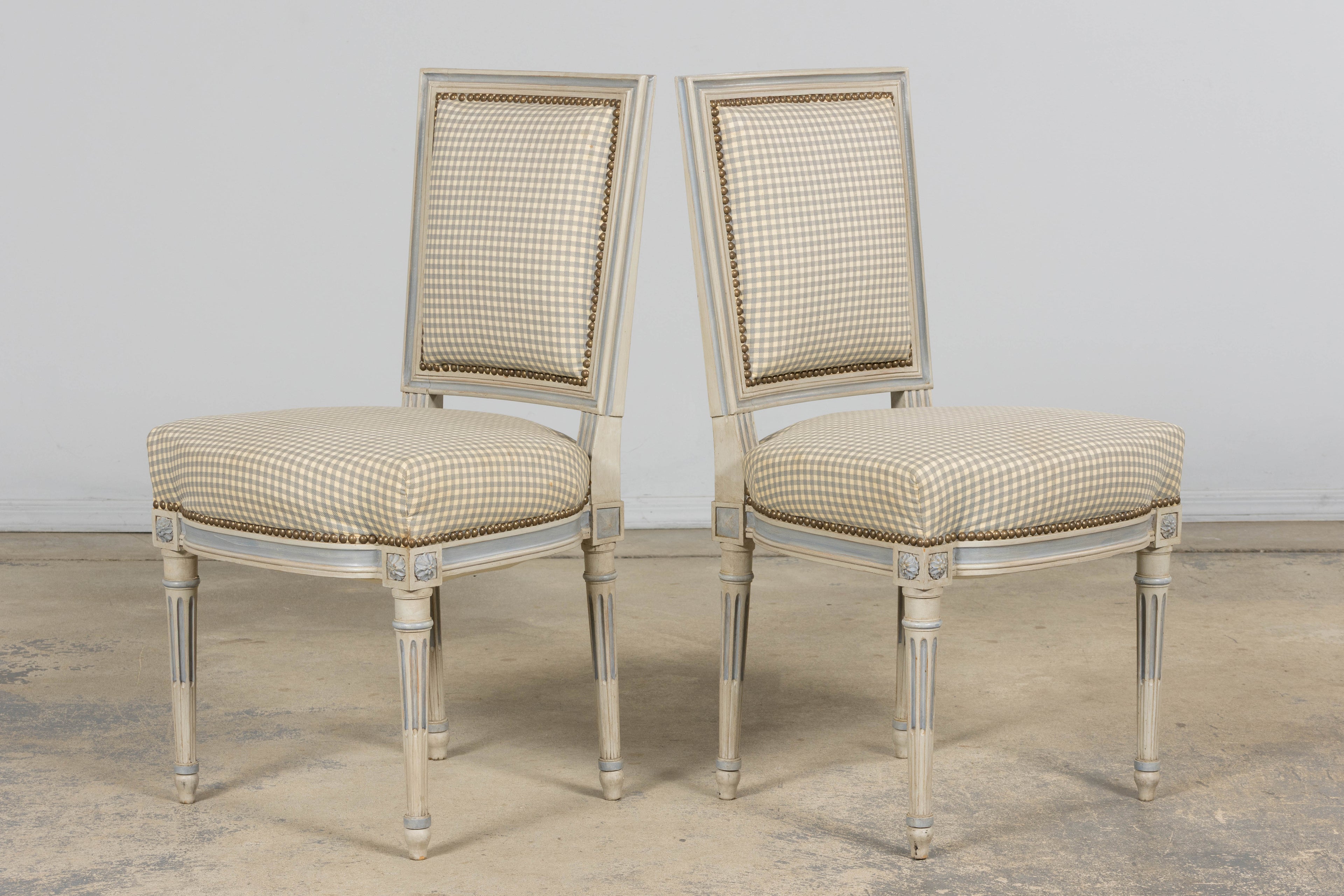 Set of Eight Early 20th Century French Louis XVI Style Painted Dining Chairs with Gingham Upholstery, Paris