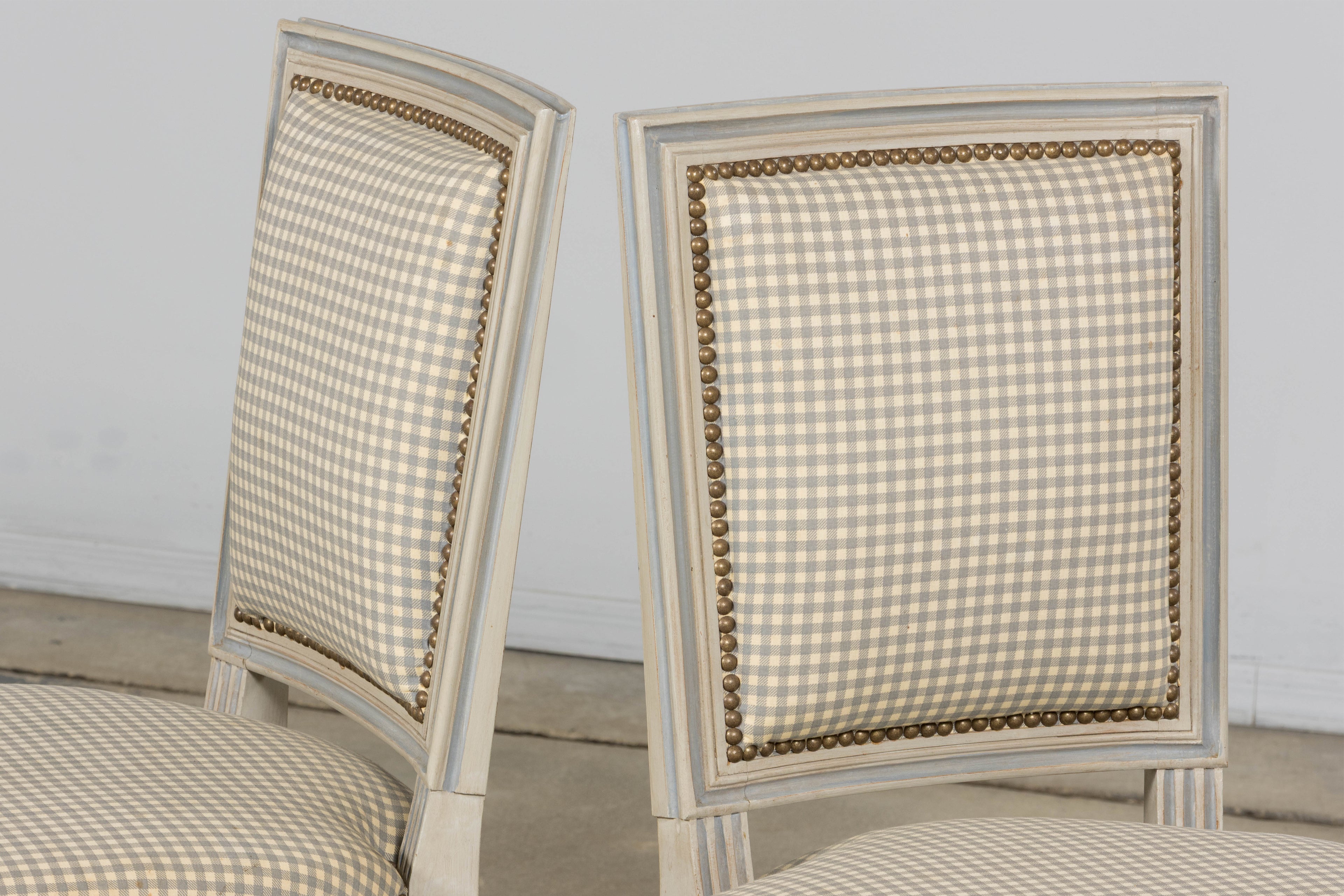 Set of Eight Early 20th Century French Louis XVI Style Painted Dining Chairs with Gingham Upholstery, Paris