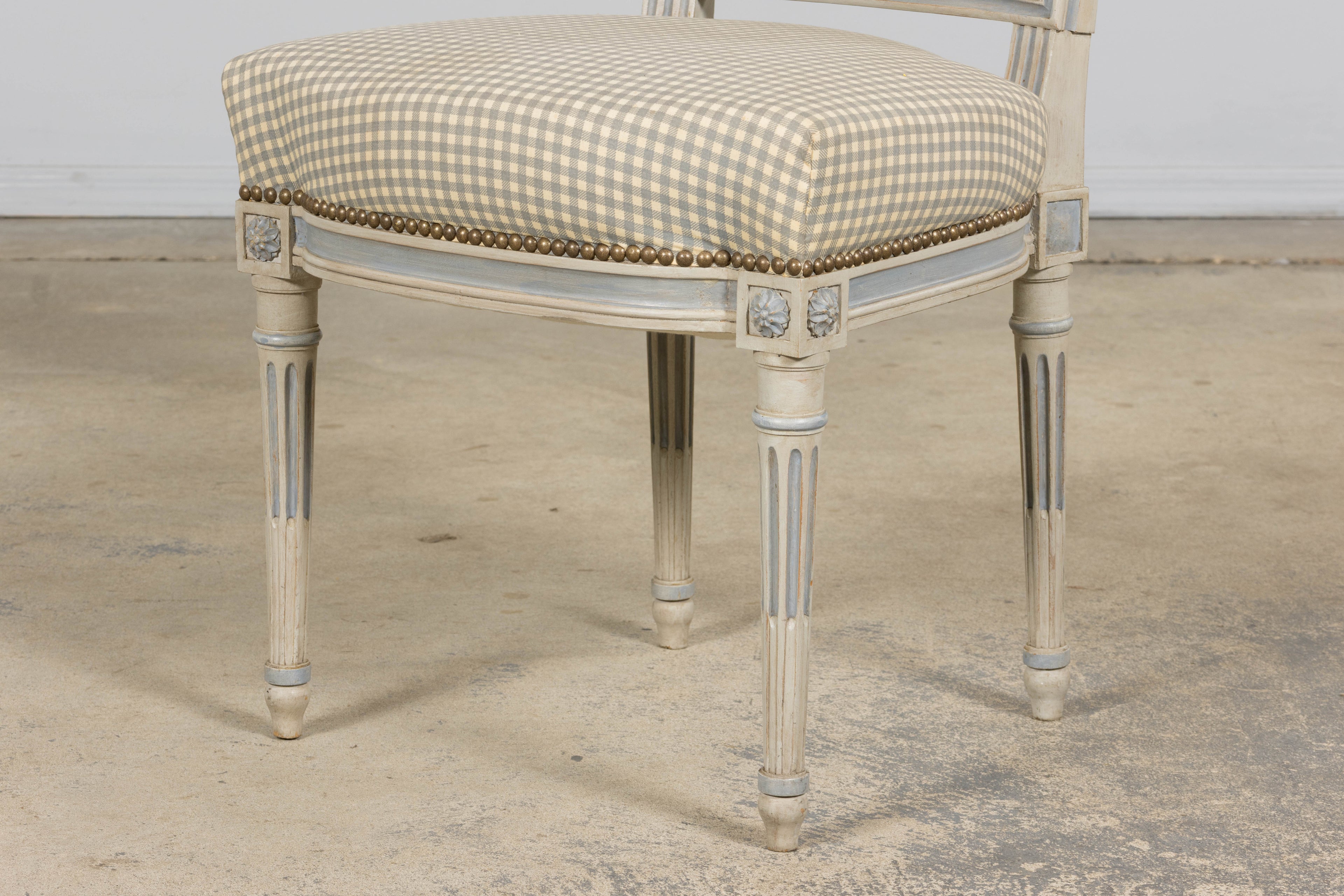 Set of Eight Early 20th Century French Louis XVI Style Painted Dining Chairs with Gingham Upholstery, Paris