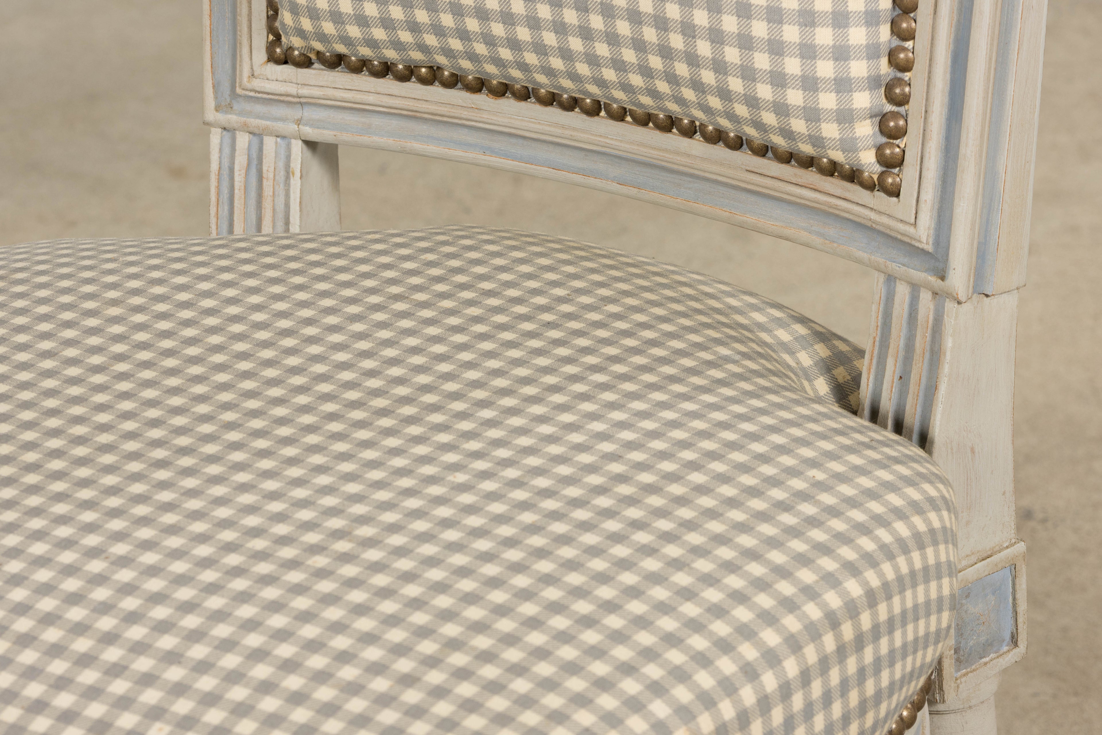 Set of Eight Early 20th Century French Louis XVI Style Painted Dining Chairs with Gingham Upholstery, Paris