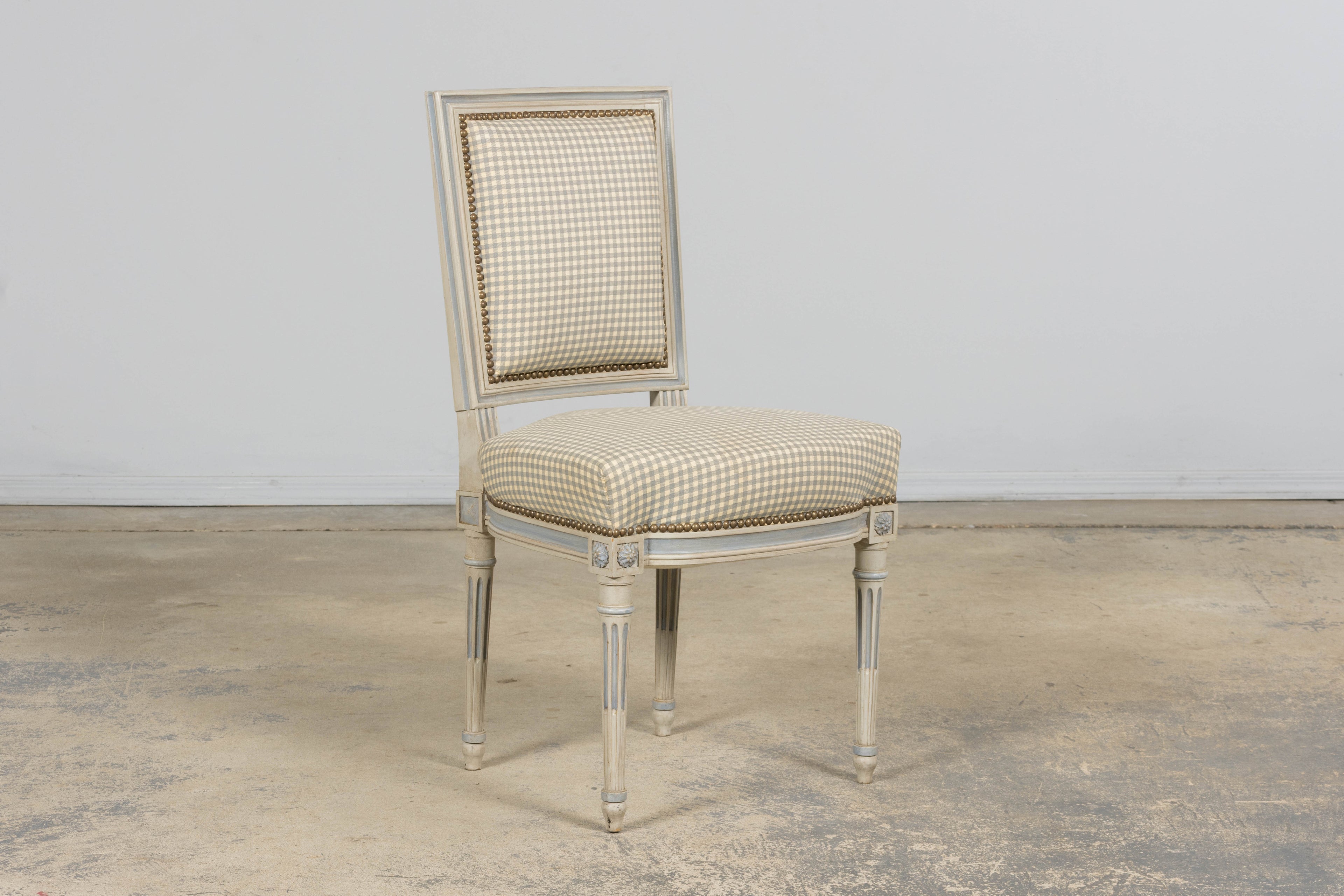 Set of Eight Early 20th Century French Louis XVI Style Painted Dining Chairs with Gingham Upholstery, Paris
