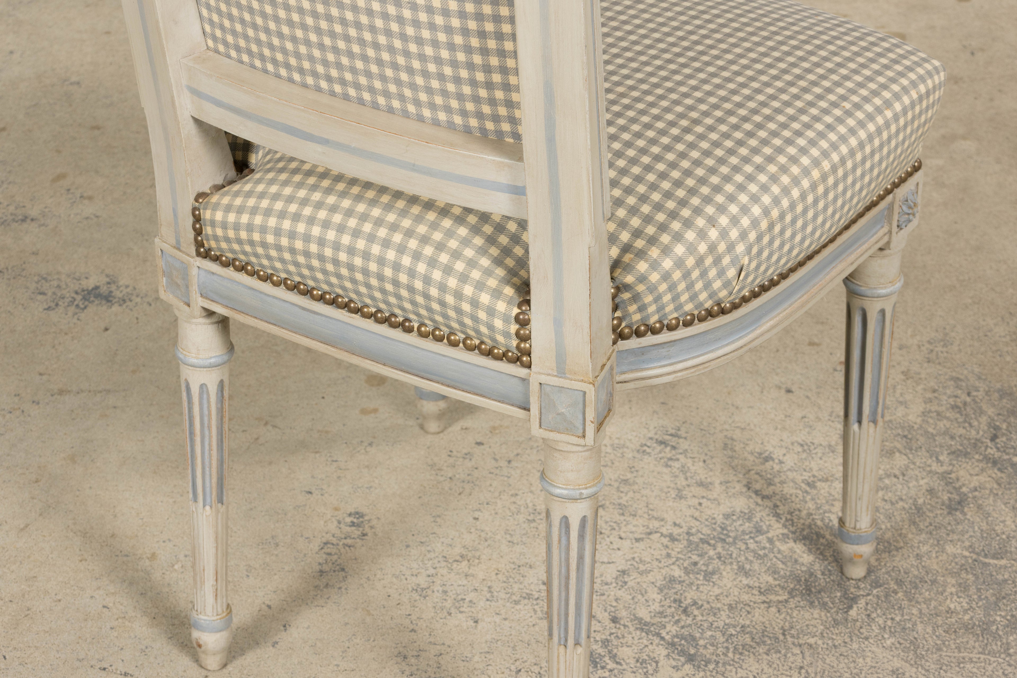 Set of Eight Early 20th Century French Louis XVI Style Painted Dining Chairs with Gingham Upholstery, Paris