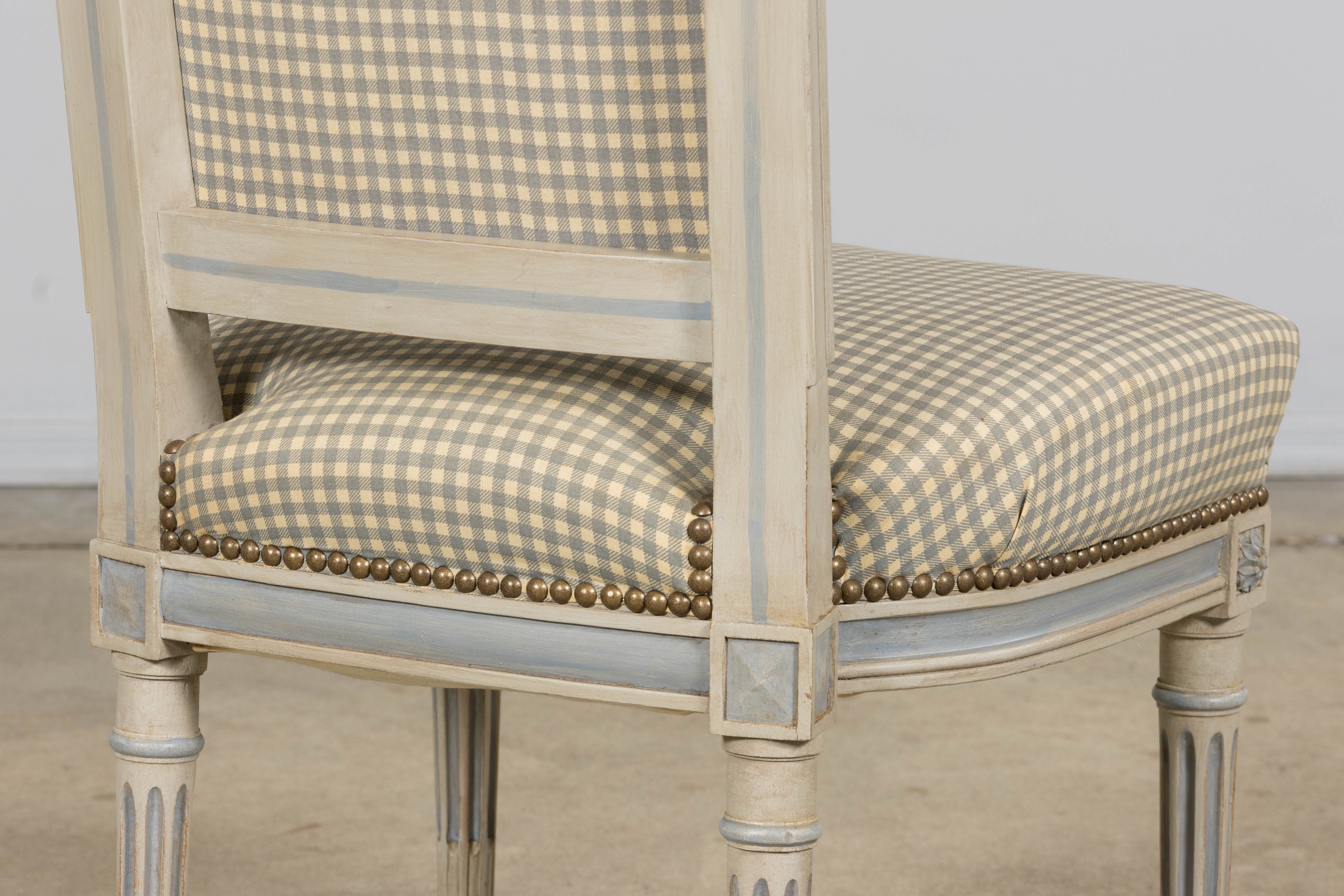 Set of Eight Early 20th Century French Louis XVI Style Painted Dining Chairs with Gingham Upholstery, Paris