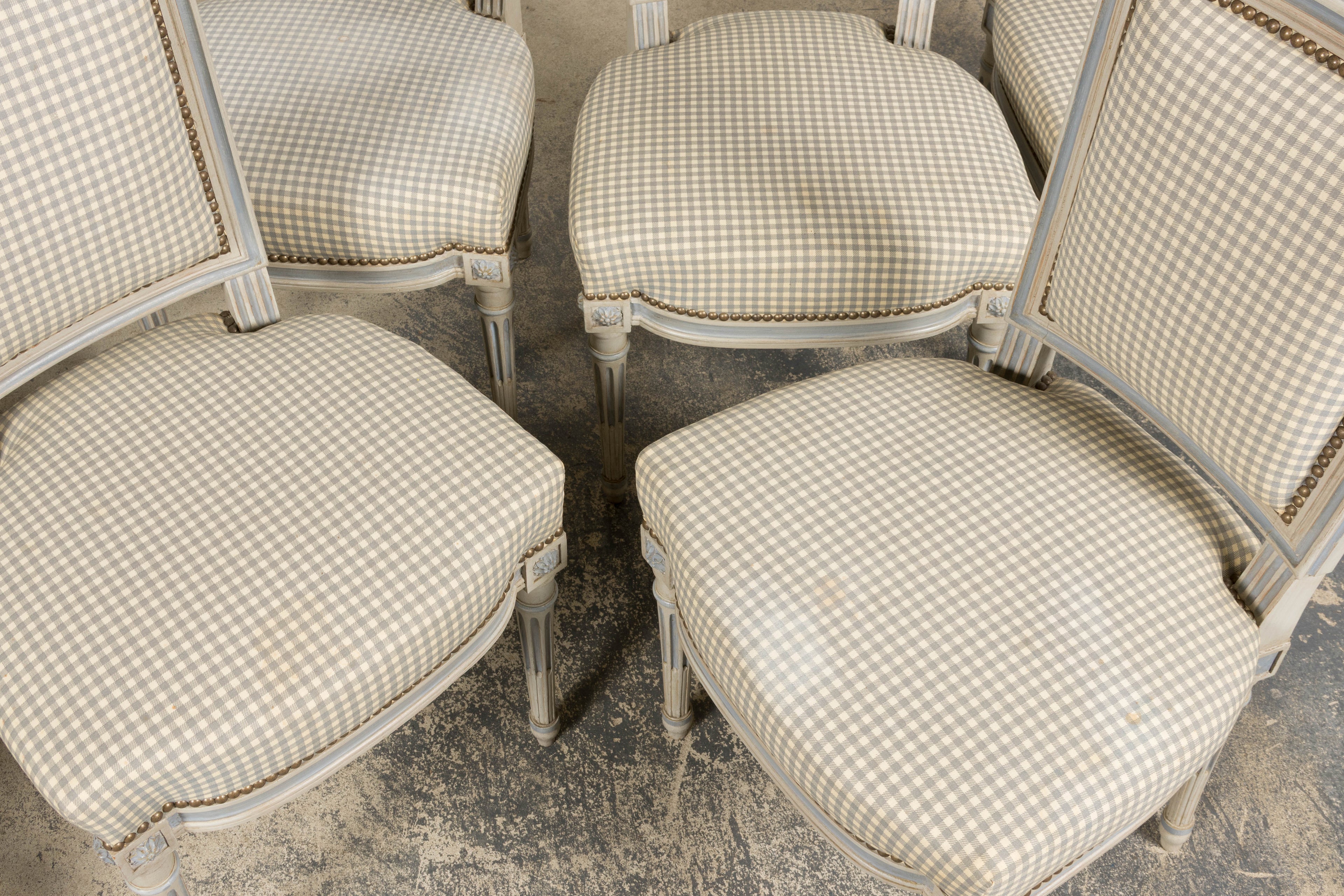 Set of Eight Early 20th Century French Louis XVI Style Painted Dining Chairs with Gingham Upholstery, Paris