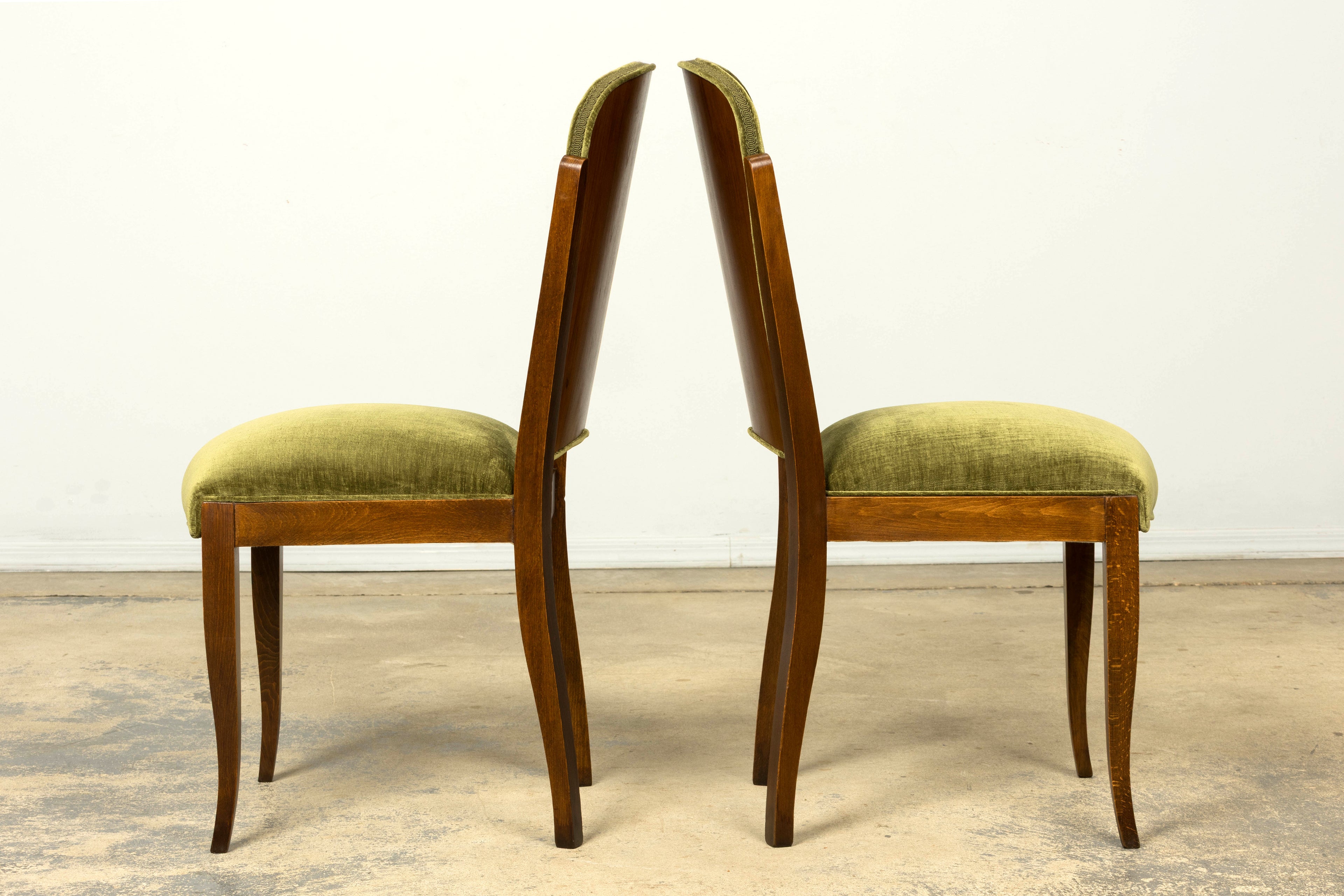 Set of Six 1930s French Art Deco Maple Dining Chairs in Olive Green Velvet