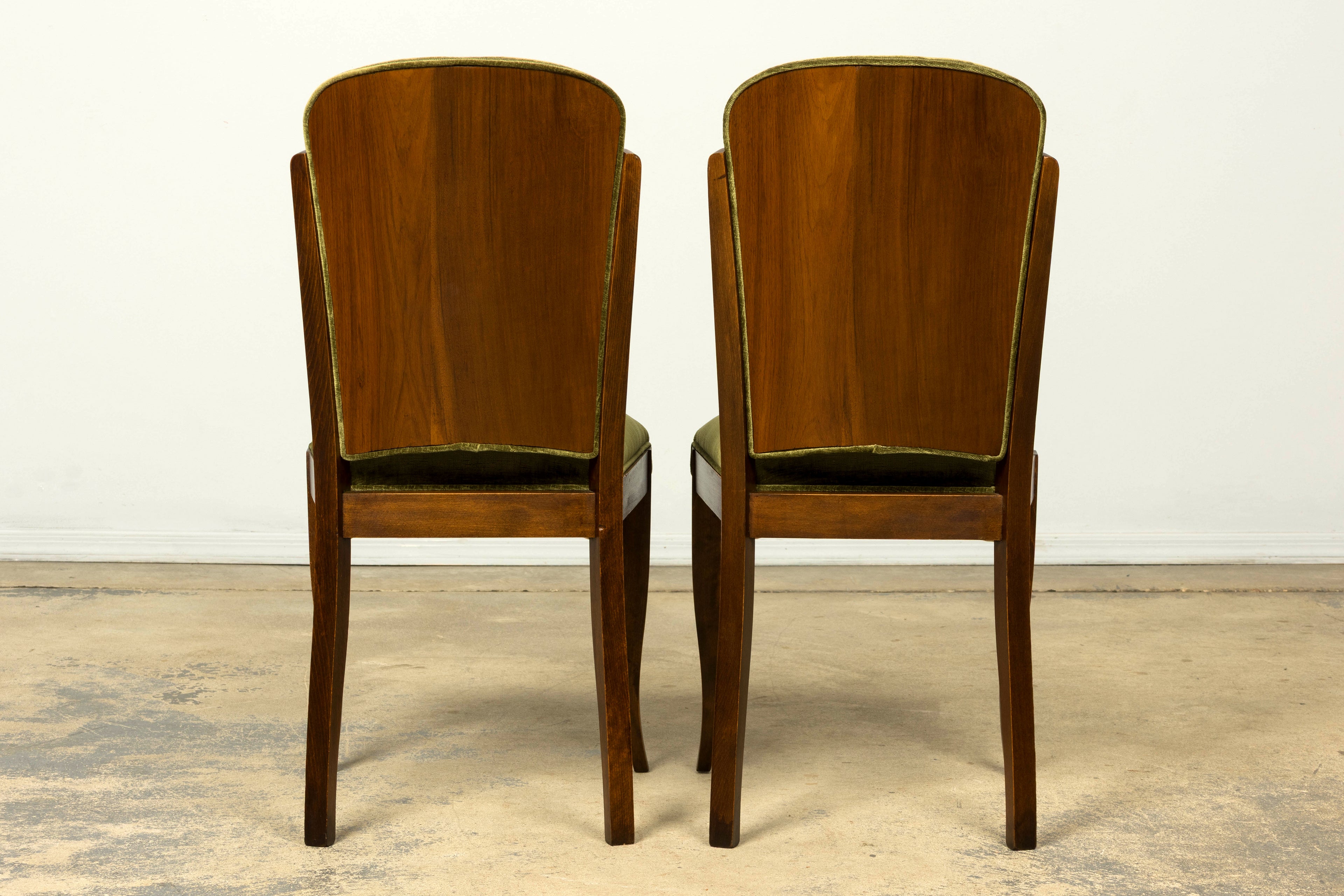 Set of Six 1930s French Art Deco Maple Dining Chairs in Olive Green Velvet
