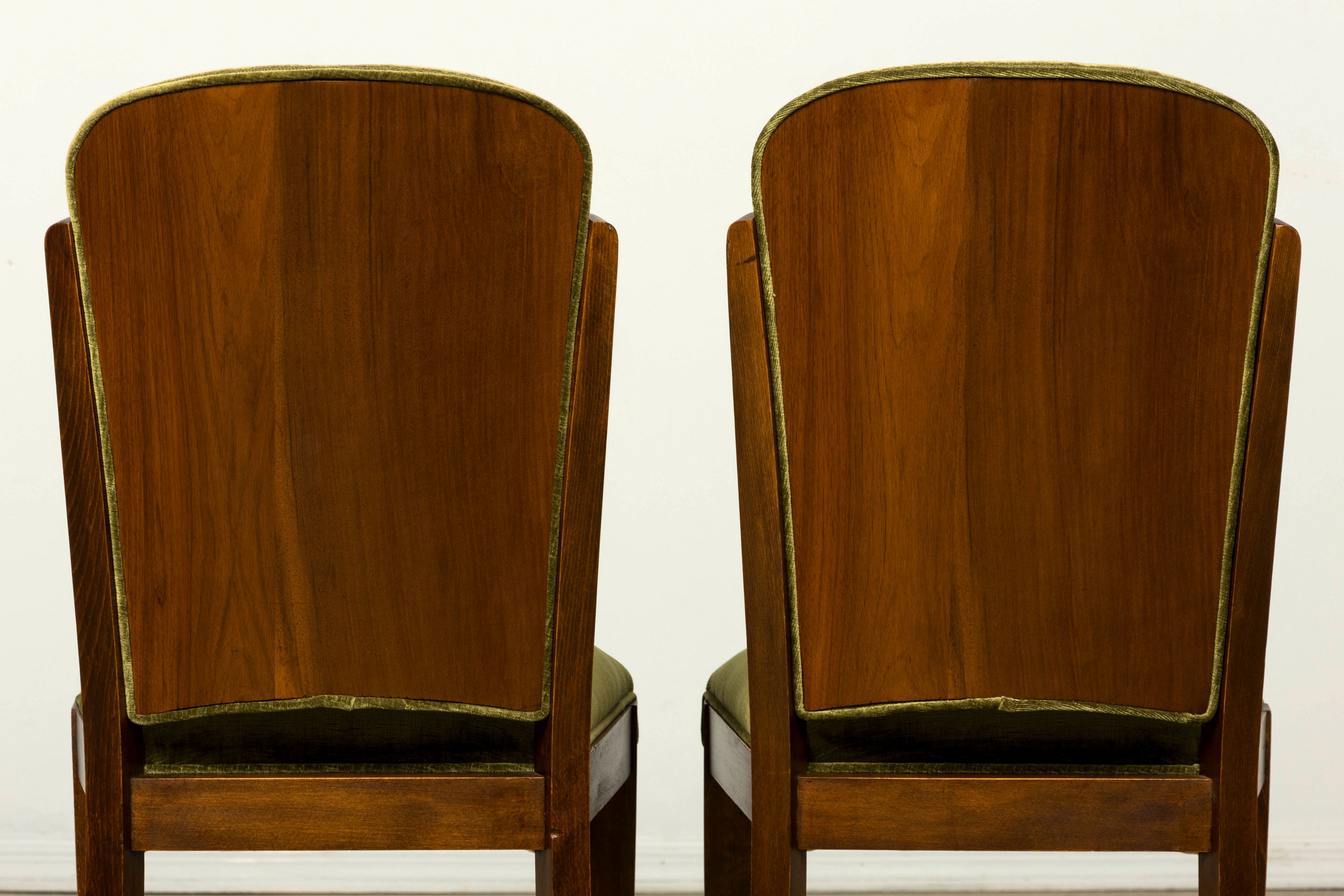 Set of Six 1930s French Art Deco Maple Dining Chairs in Olive Green Velvet