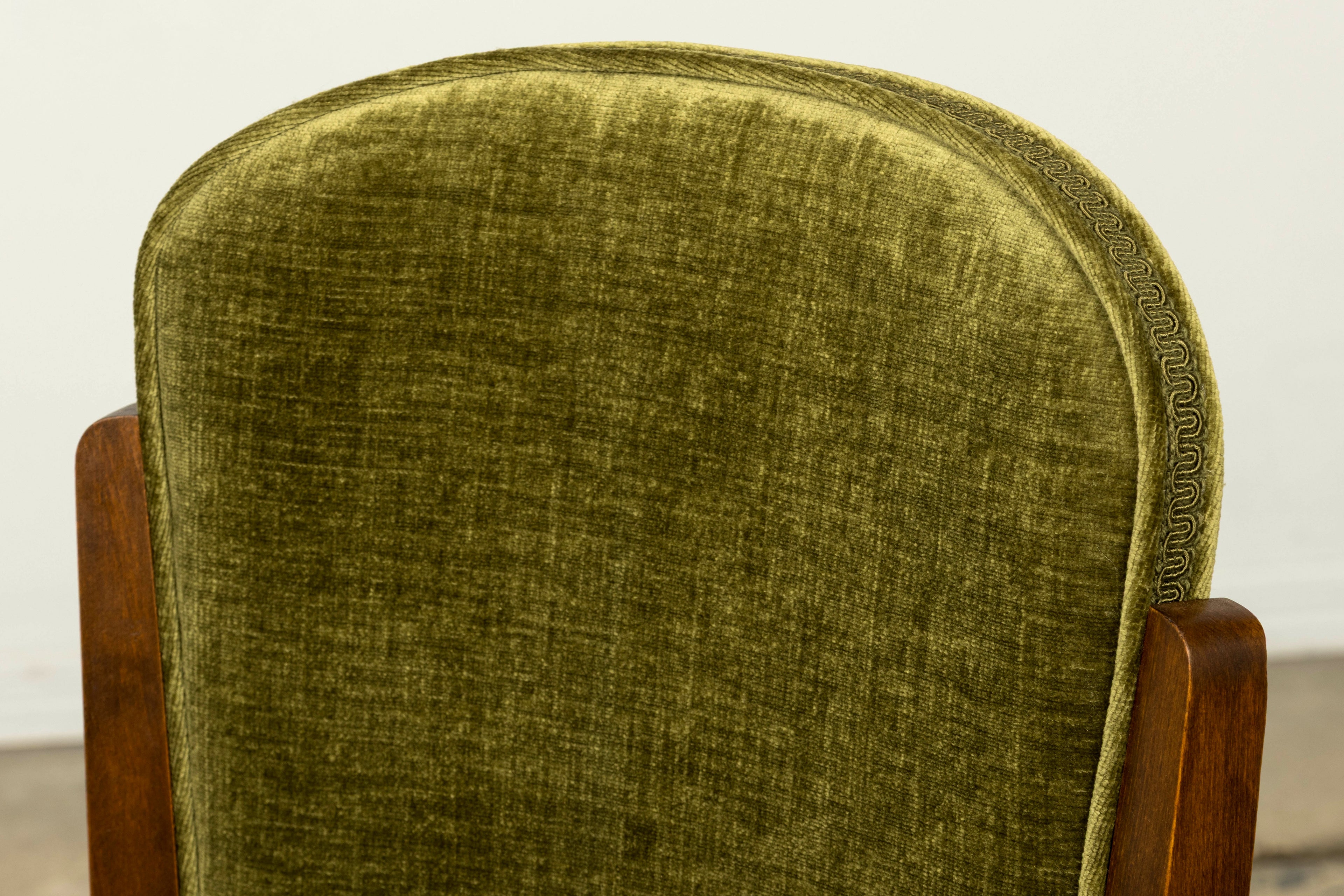 Set of Six 1930s French Art Deco Maple Dining Chairs in Olive Green Velvet