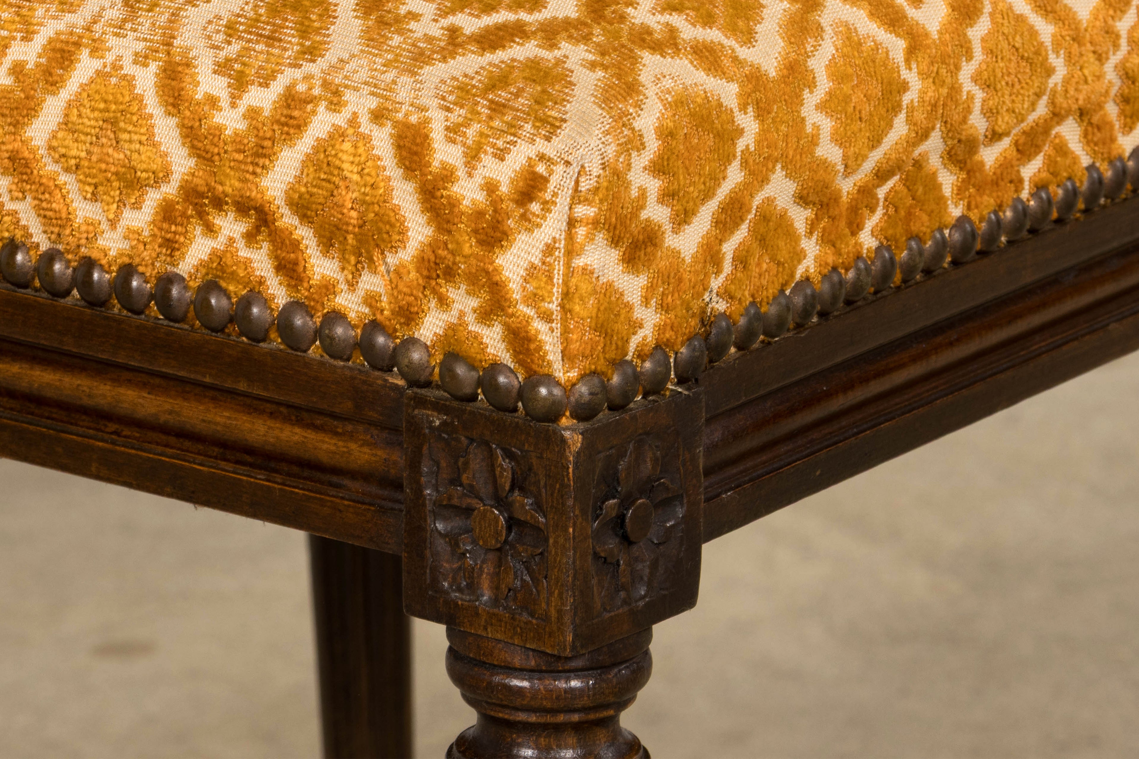 Set of Six Early 20th Century French Louis XVI Walnut Dining Chairs