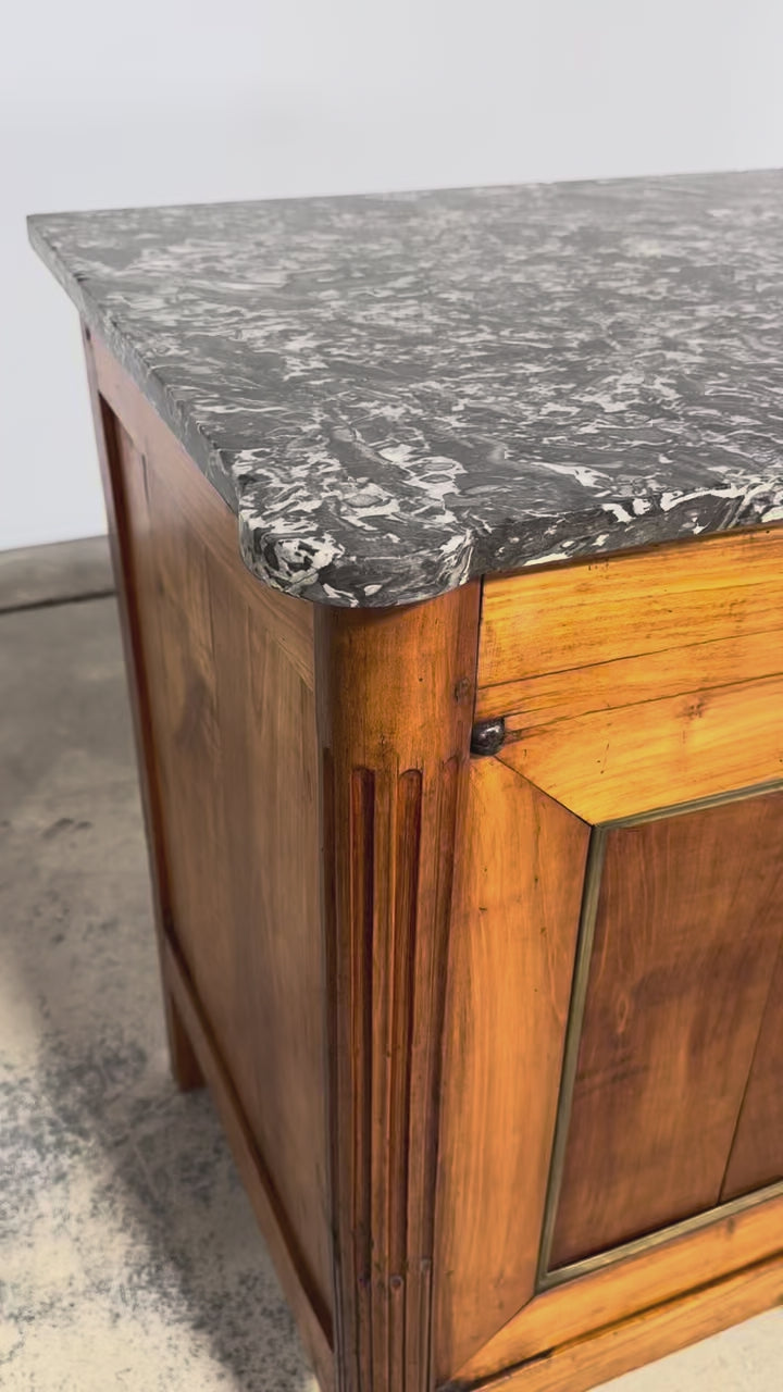 Early 19th Century French Louis XVI Walnut Buffet with Marble Top