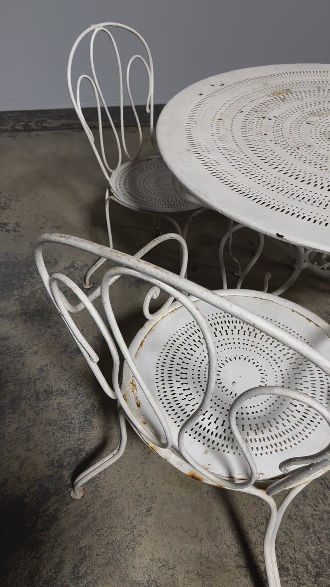 Antique French Art Nouveau White Wrought Iron Painted Garden Set