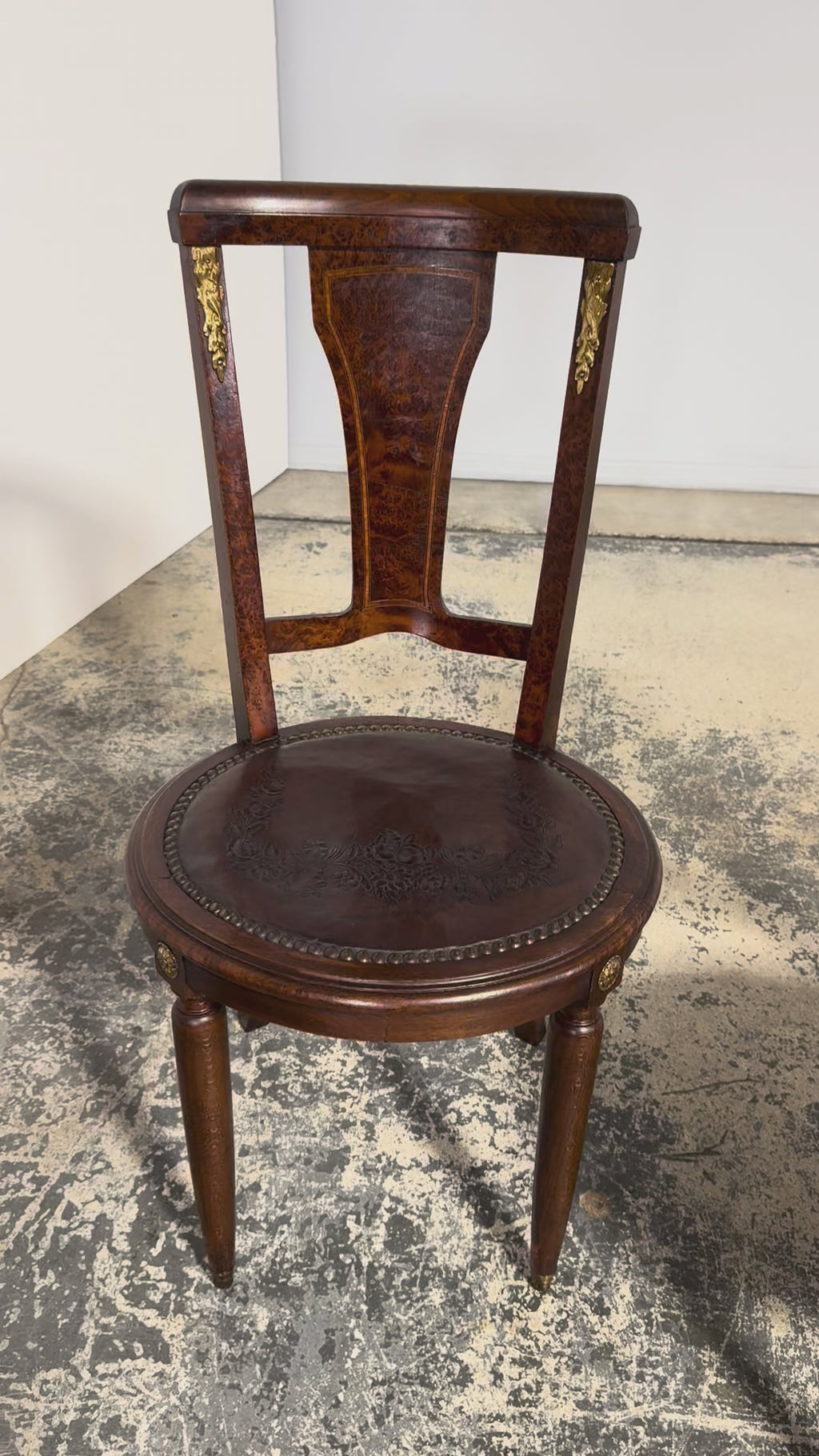 1930s French Art Deco Walnut Dining Chairs With Leather Seats, Set of 8