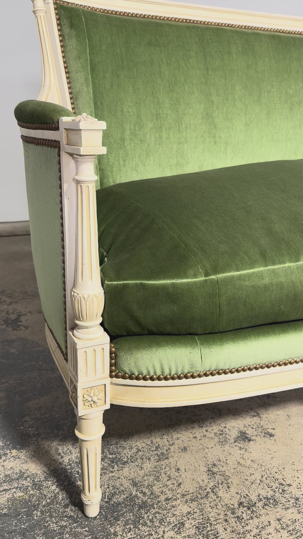 ON HOLD French Louis XVI Style Painted Canapé in Moss Green Velvet, Early 20th Century, Provence