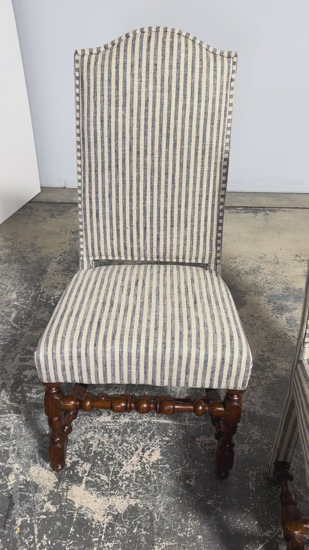 Set of Eight Antique French Louis XIII Walnut Dining Chairs, Late 18th Century