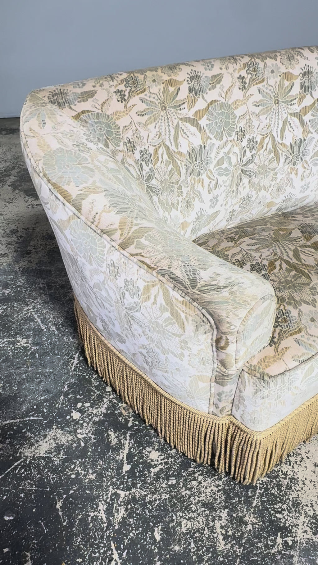 French Napoleon III Style Curved Sofa in Floral Jacquard Velvet