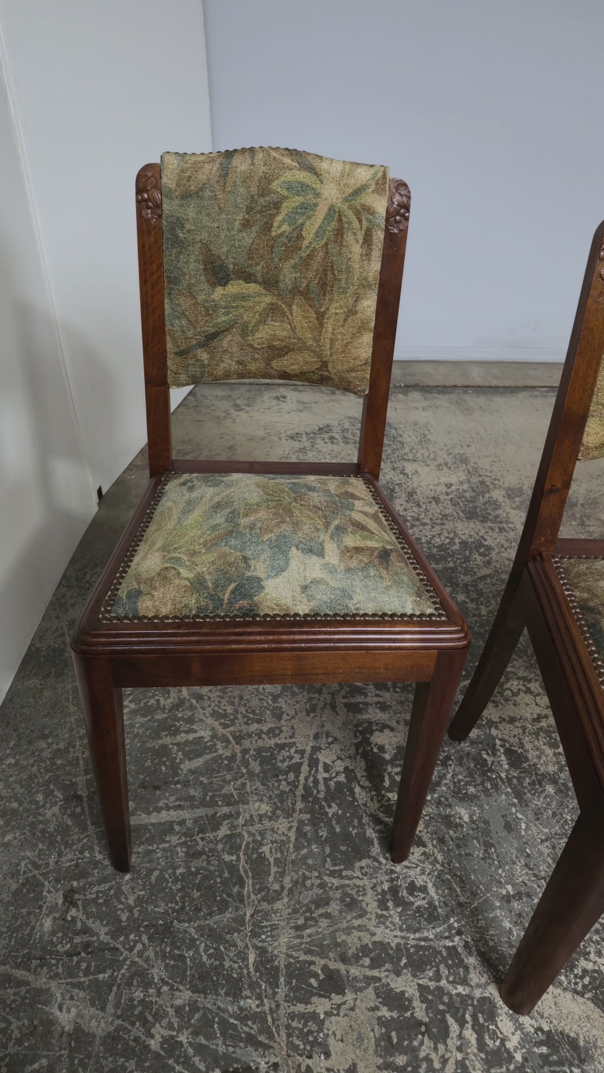 Set of 12 French Art Deco Walnut Dining Chairs with Botanical Upholstery, 1930s